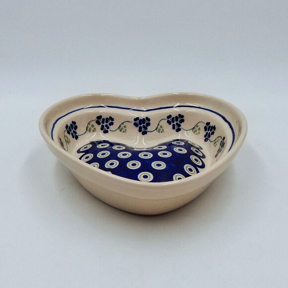 Boleslawiec Polish Pottery Heart 8 Inch Serving Bowl Daisy Blue Floral Circles - Picture 1 of 9